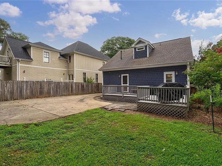 3405 Fortner St — Photo 32