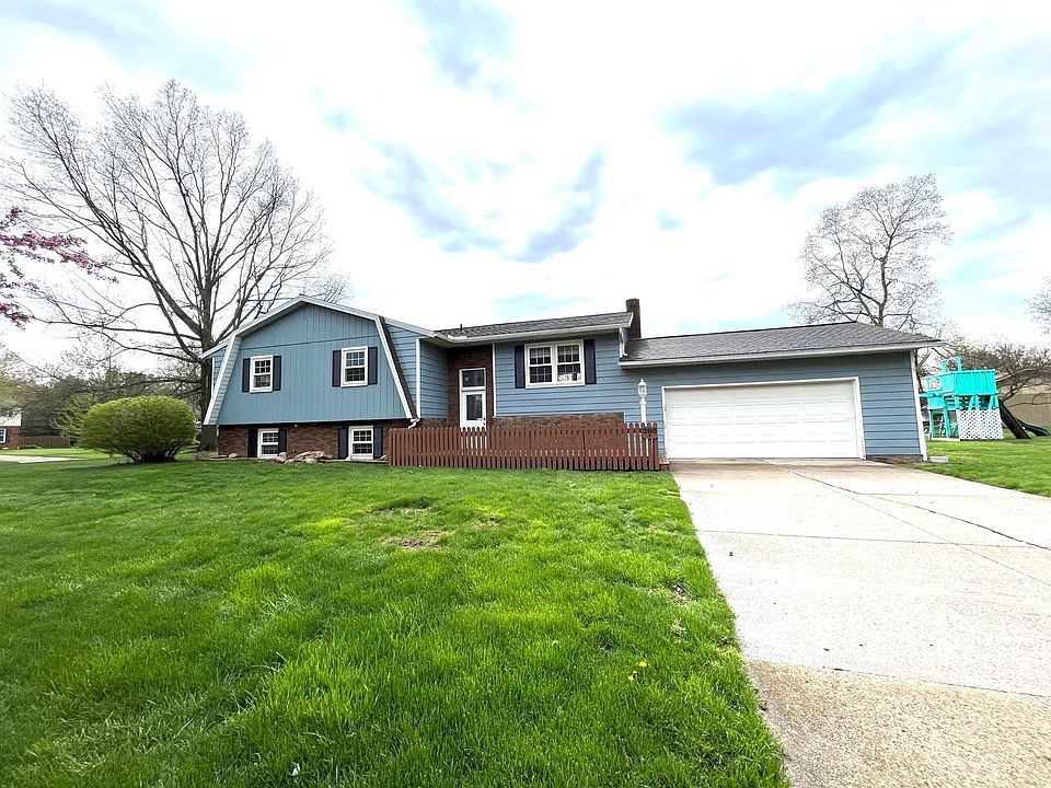 1st image of 396 Forest Ln