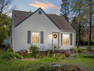 1075 South Calhoun ROAD, Brookfield, WI, 53005