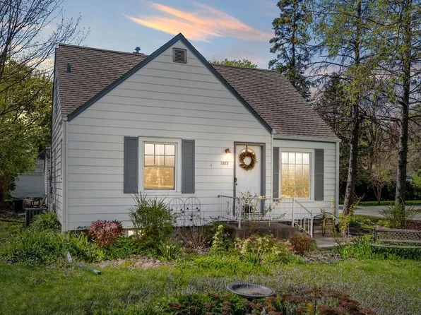 1075 South Calhoun ROAD, Brookfield, WI 53005