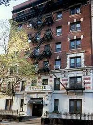 Sold by Toby Berkowitz Real Estate | media 19