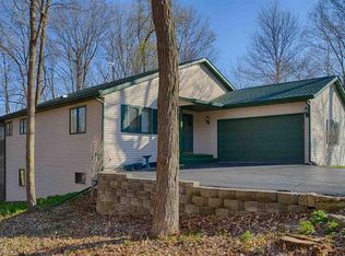 1801 Darby Ln, Davis, IL 61019