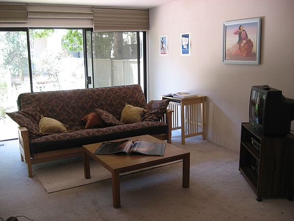 3rd image of 935 N Pennsylvania St APT 11