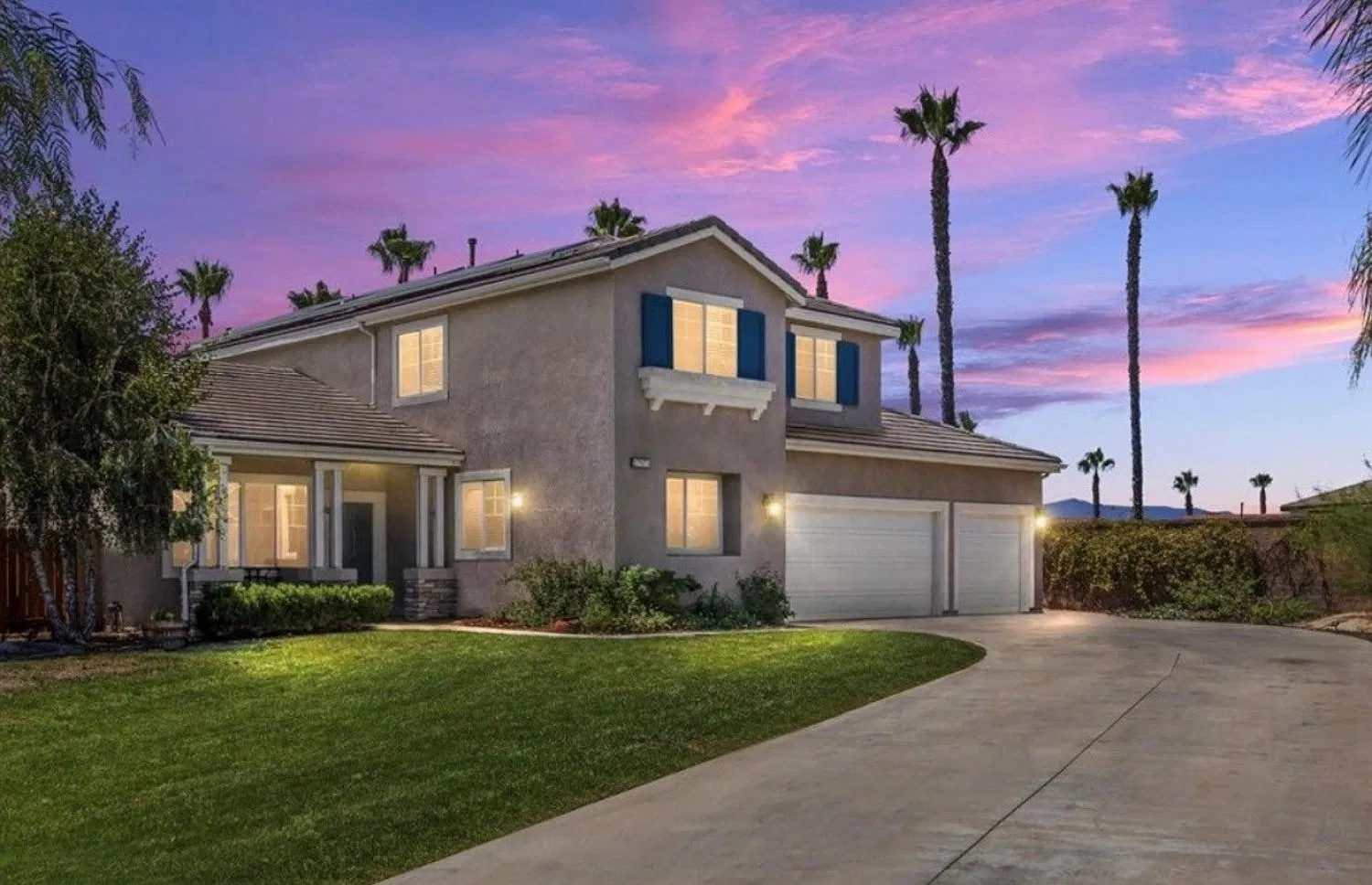 6 bed, 2917 sqft, $4,995 — Photo 1