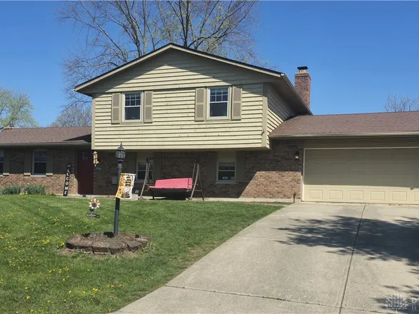 2725 Hutchins Ct, Dayton, OH 45414