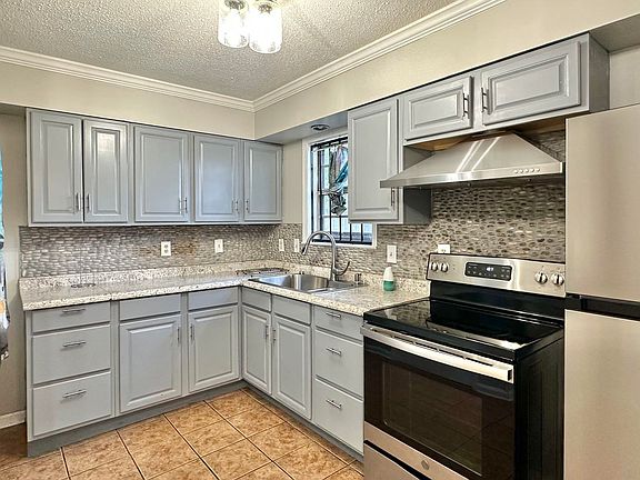 3rd image of 4167 Cochese Rd