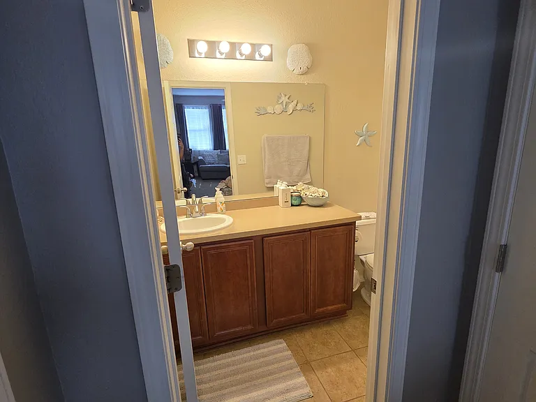 601 Menaul Blvd NE — Photo 13