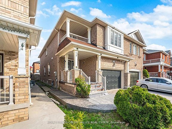 3rd image of 23 Capistro St