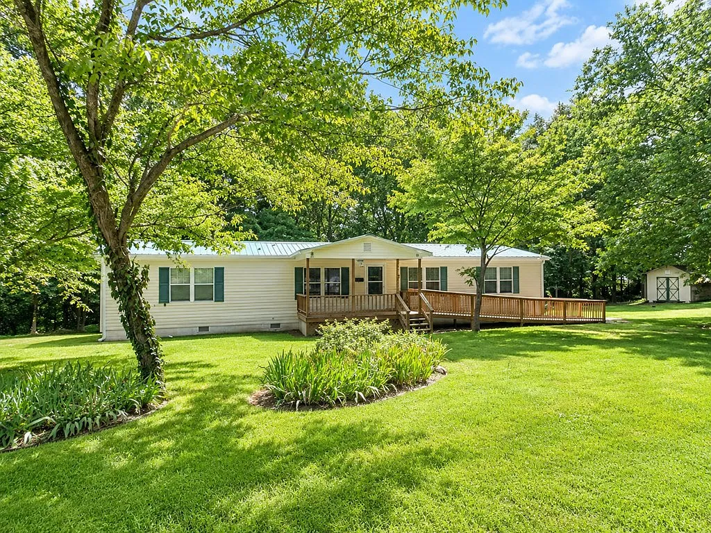 3 bed, 3.0 bath, 1584 sqft, $1,700 — Photo 3