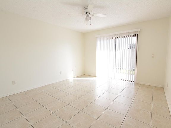 4th image of 6262 142nd Ave N Unit 301