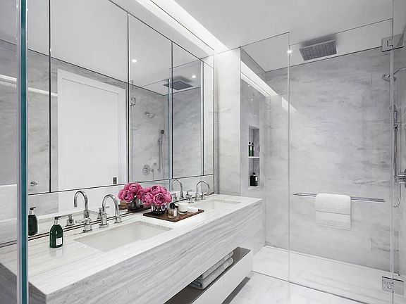 5th image of 200 E 59th St #6A