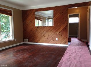 24851 Rosalind Ave, Eastpointe, MI 48021