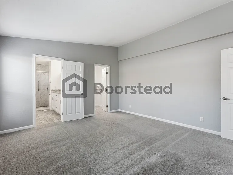 2555 Flosden Rd #122 — Photo 26