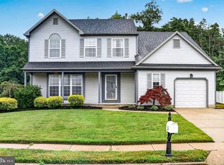 5 Elkins Ln, Marlton, NJ 08053