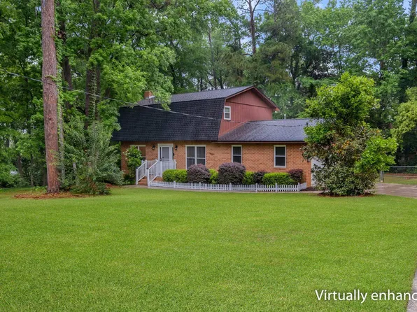 2400 Castletower Rd, Tallahassee, FL 32301