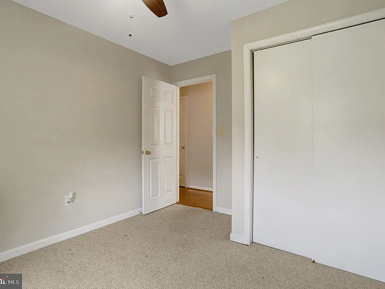 8819 Hardesty Dr — Photo 22