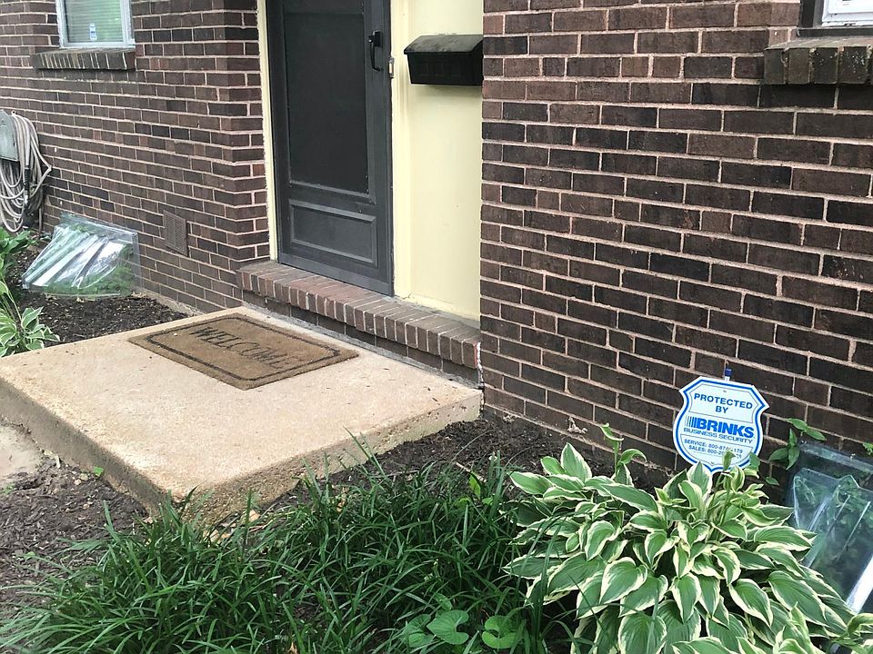 1st image of 37 Tower Hill Ct