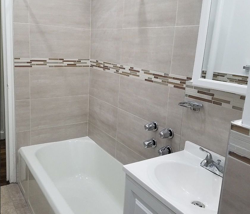 2nd image of 205 E 82nd St APT 2B