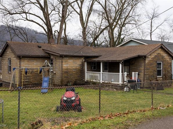 1651 Cleveland Ave, East Liverpool, OH 43920