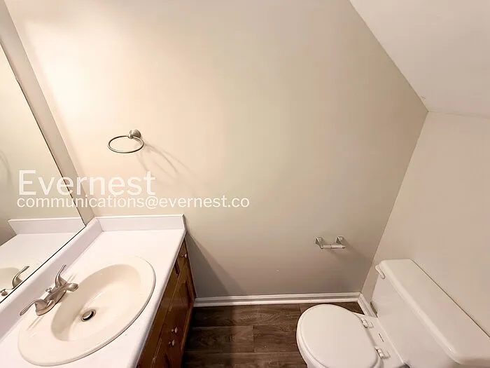 335 Jamestown Manor Dr — Photo 14