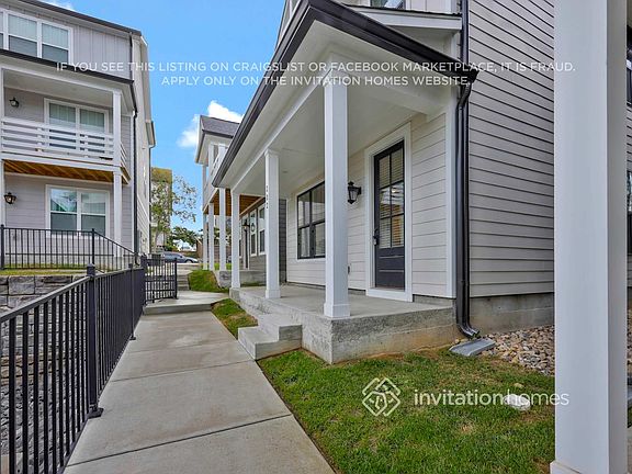 3rd image of 647 Vernon Ave #202