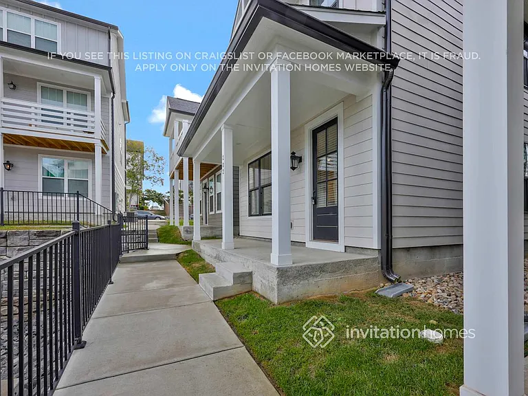 647 Vernon Ave #202 — Photo 3