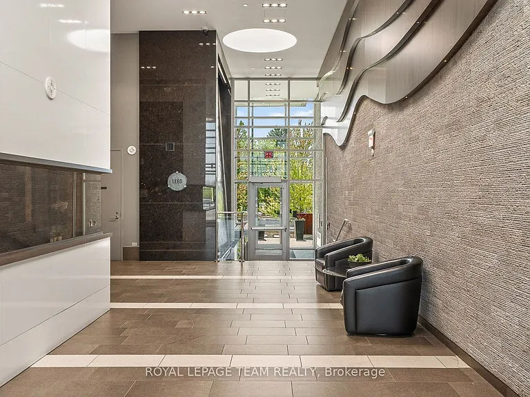 1035 Bank St #1504 — Photo 18
