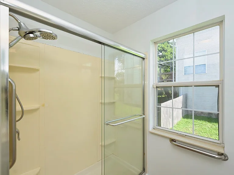 164 W Harbor Dr — Photo 26