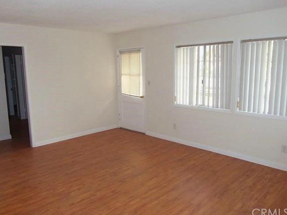 4th image of 1101 W Grondahl St