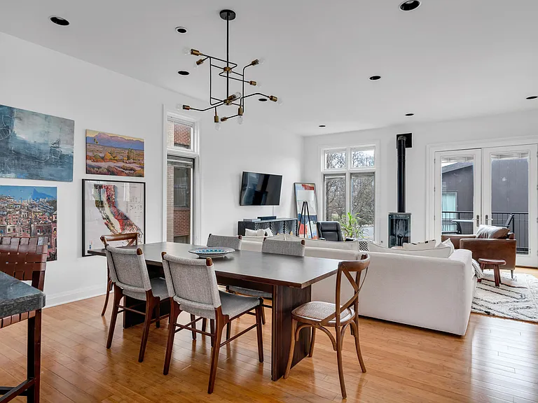334 Van Buren St — Photo 12
