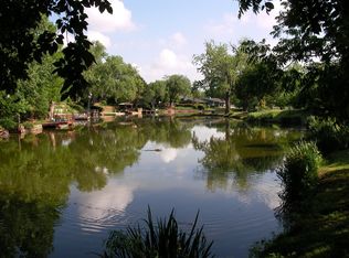 9509 Lake Ln, Oklahoma City, OK 73162