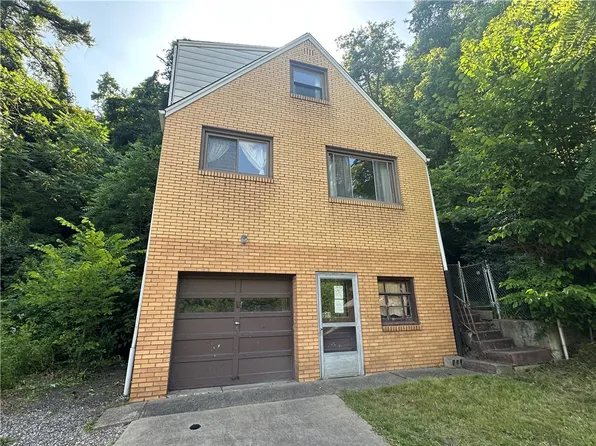 998 Chartiers Ave, Carnegie, PA 15106