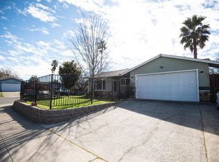 9927 Palm Grove Dr, Sacramento, CA