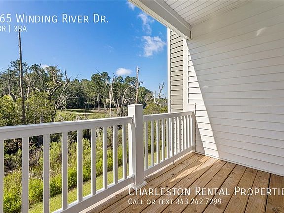 3rd image of 165 Winding River Dr