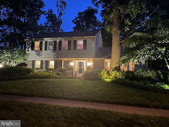 2nd image of 625 Goldsborough Dr
