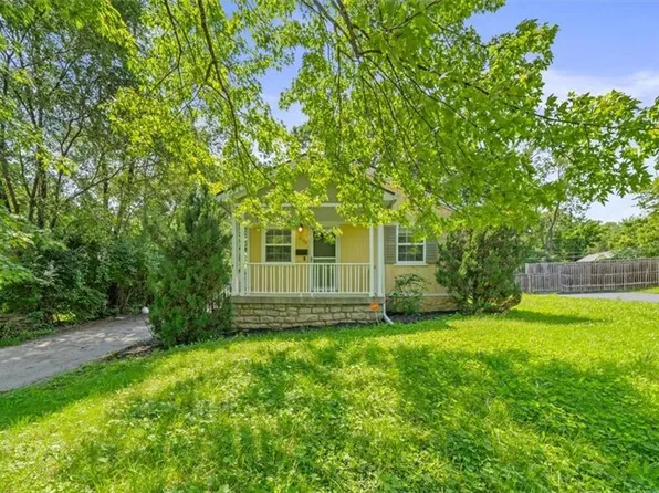 9106 McGee St, Kansas City, MO 64114