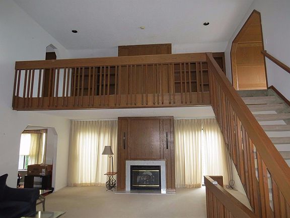 4th image of 10995 Charring Cross Cir