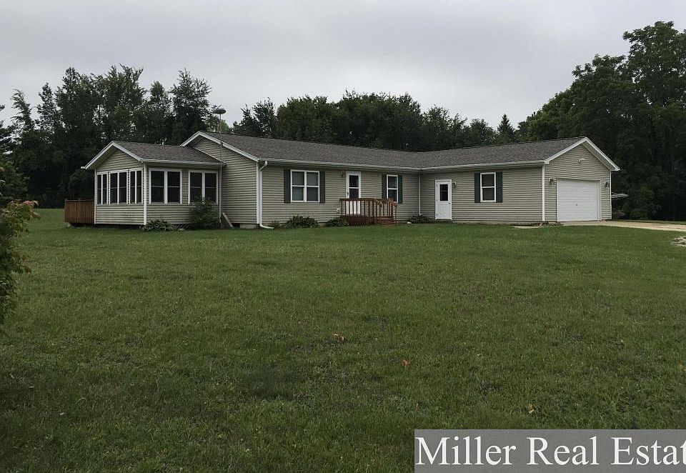 1st image of 843 S Charlton Park Rd