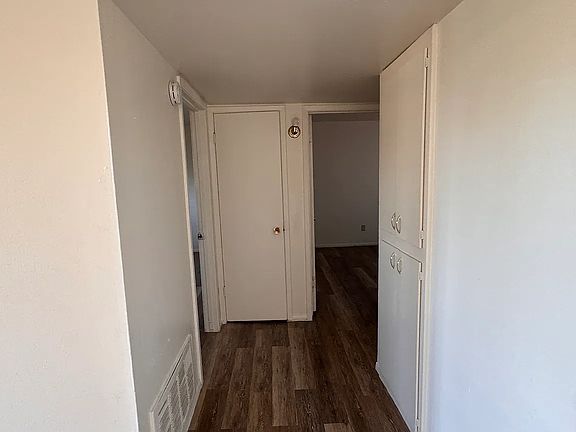 5th image of 1827 W Tuckey Ln #1