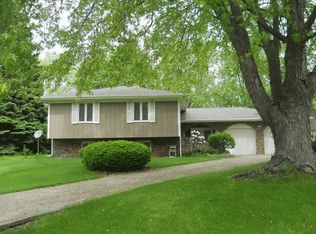 10S150 Wileden Ln, Naperville, IL 60564