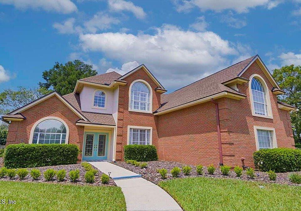 1st image of 12831 ISLEWORTH Drive