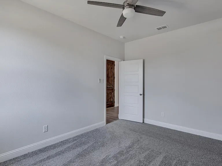 1021 Catskill Ct — Photo 19
