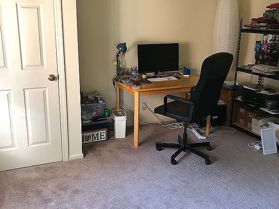 Bedroom/study