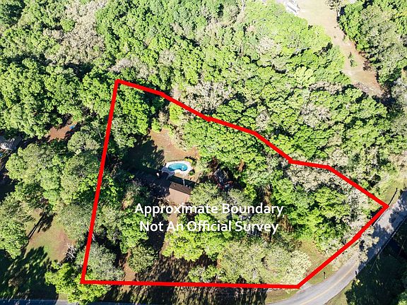 4th image of 346 SW Brookwood Dr