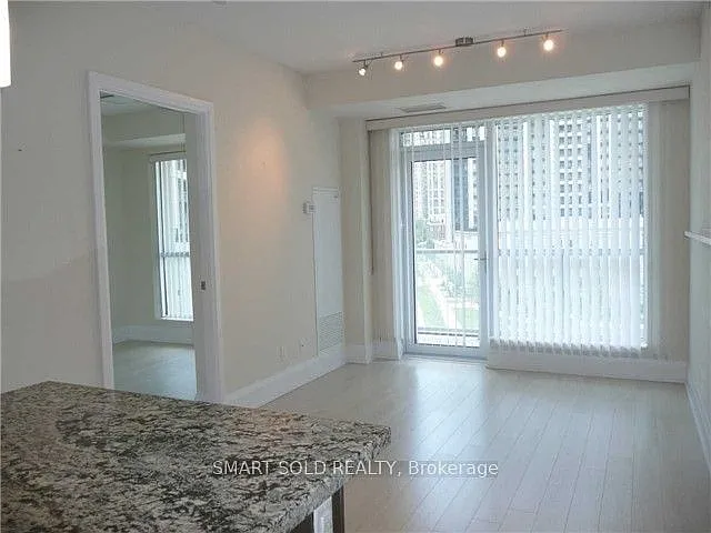 120 Harrison Garden Blvd #515 — Photo 5