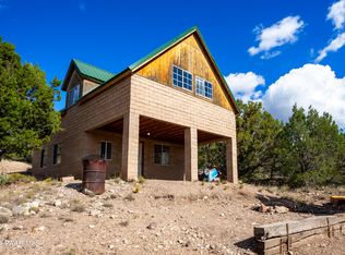 887 N Whiskey Way, Seligman, AZ 86337