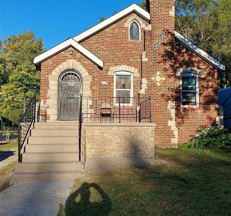 moさま専用ページ 8627 Park Ln, Saint Louis, MO 63147 | Zillow