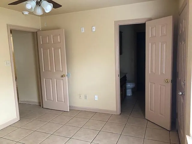901 W Caffery Ave #6 — Photo 14