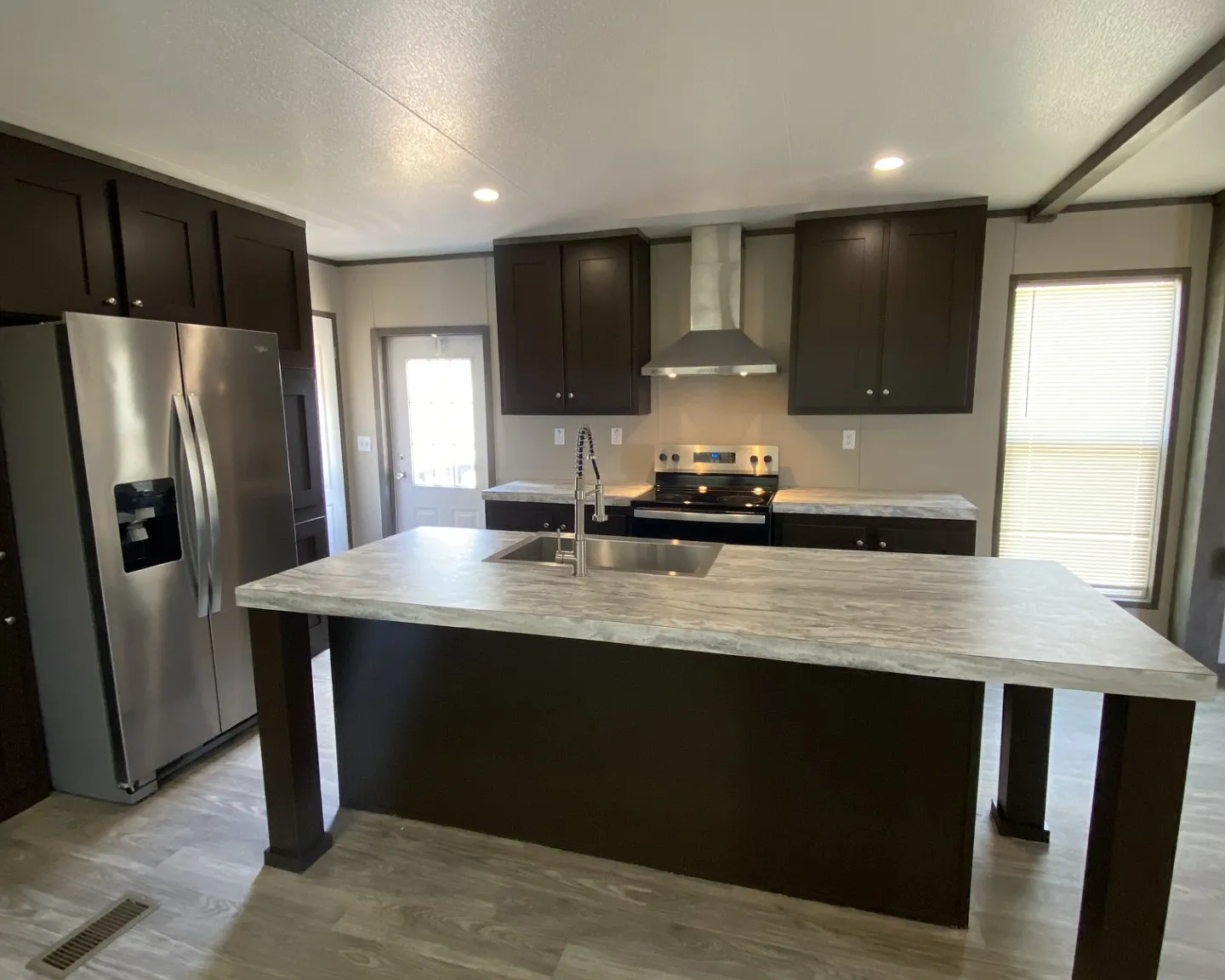 3 bed, 1216 sqft, $1,225 — Photo 4