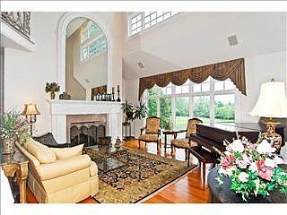 2nd image of 8013 Mill Pond Ln